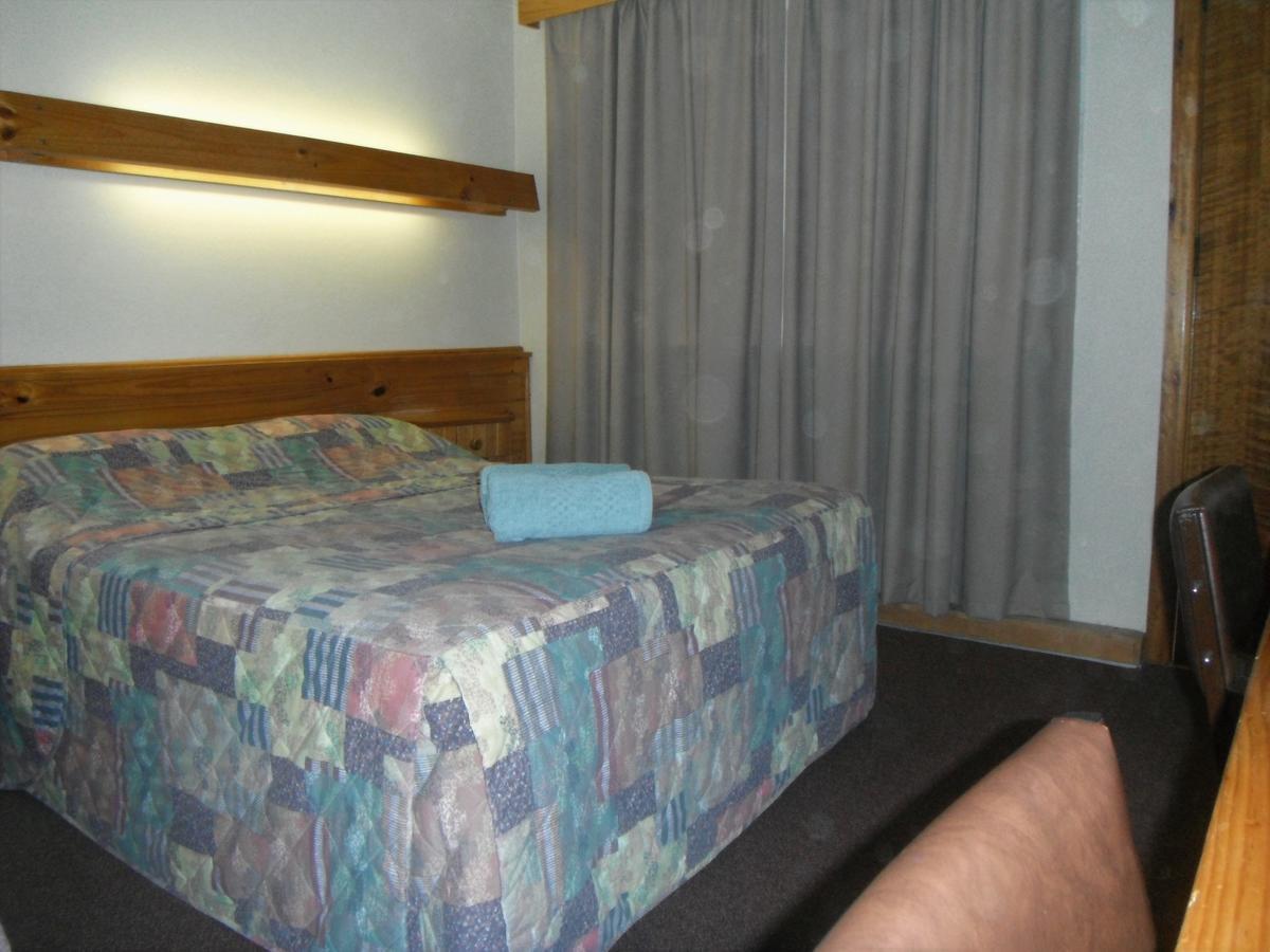 Coomacountry Club Motor Inn Eksteriør bilde